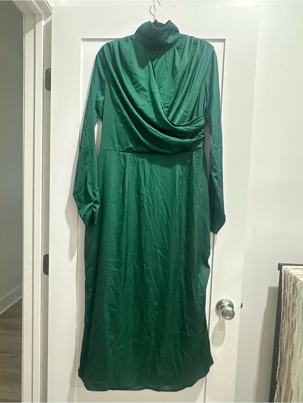 Alexia Admor Forest Green Draped Long-Sleeve Midi Dress